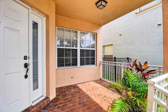 Building Photo - 5018 Starblaze Dr