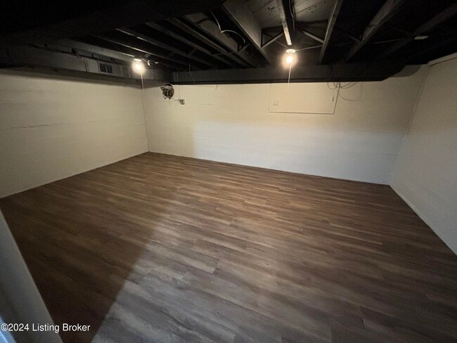 Building Photo - 4187 Westport Rd