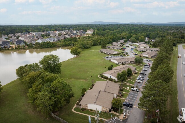 Building Photo - Lakeshore Apartments