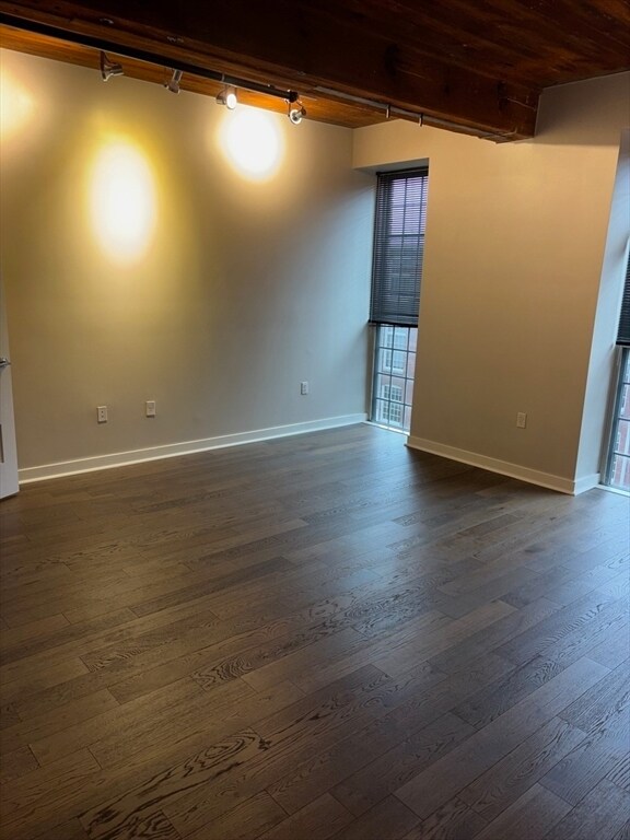 Building Photo - 130 John St