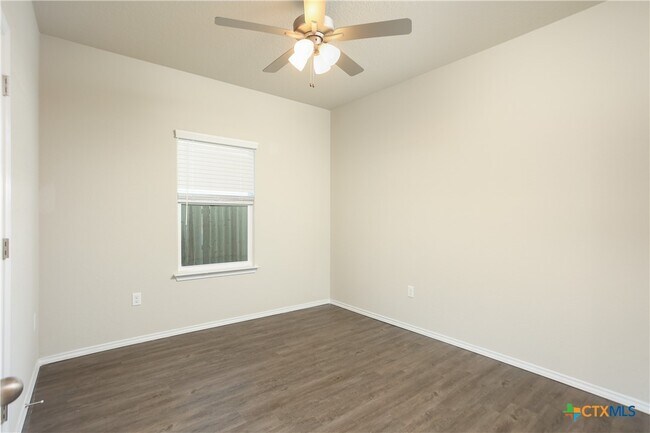 Building Photo - 3428 Scott Cir