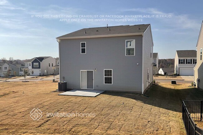 Building Photo - 133 Hazelnut Wy