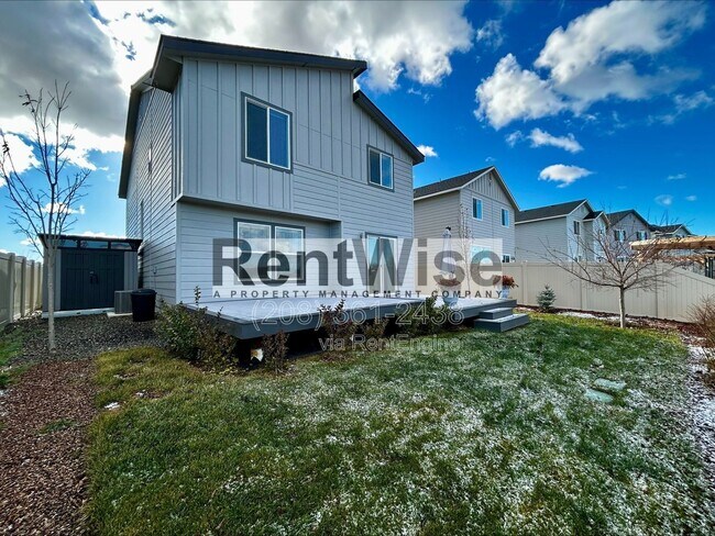Building Photo - 3474 W Remembrance Dr
