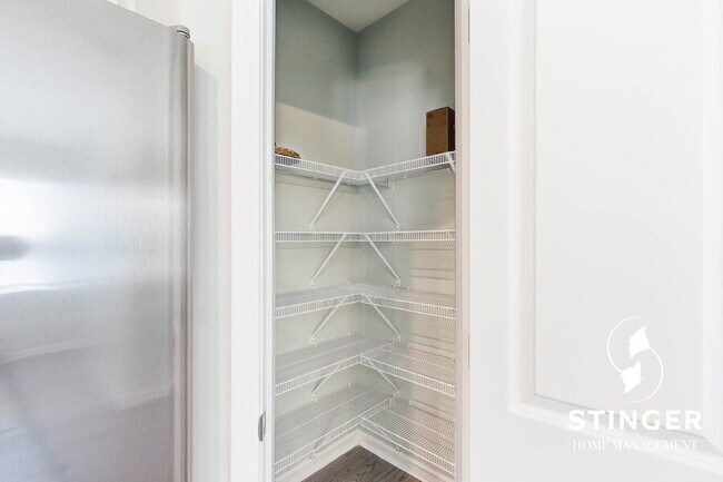 Building Photo - 9 Camp Saxton Way