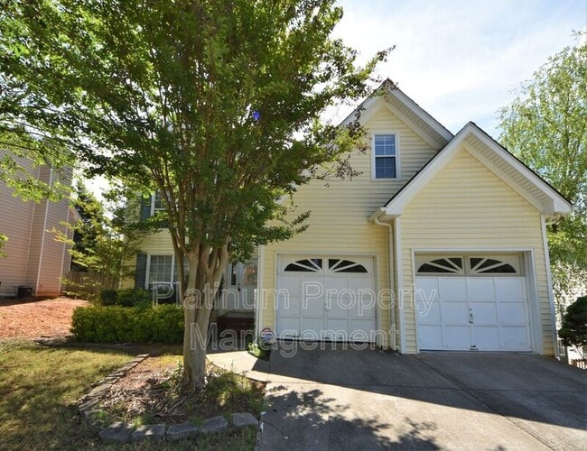 Building Photo - 950 Hillary Ln