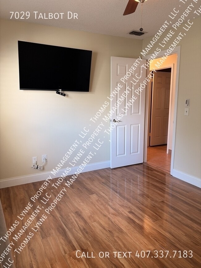Building Photo - 7029 Talbot Dr