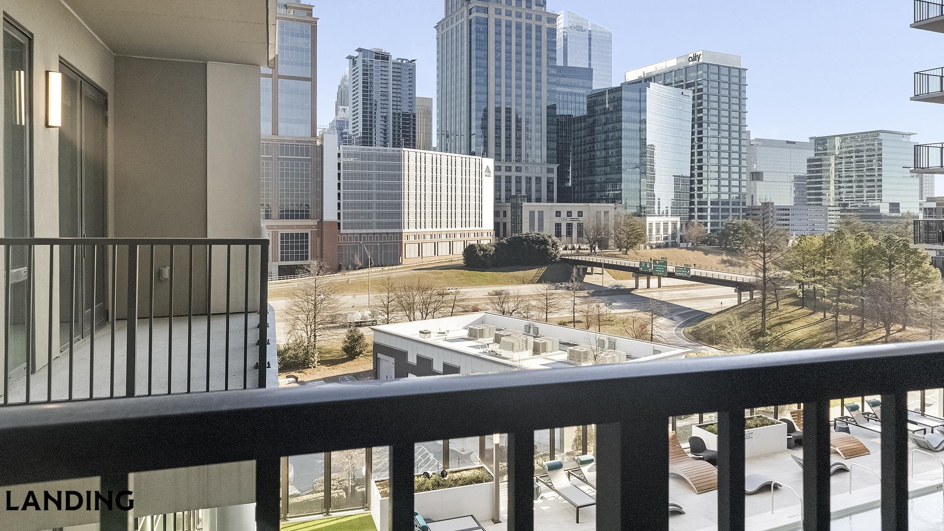 Building Photo - 1007 S Mint St