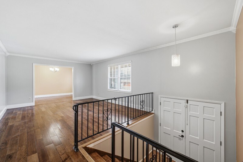 Building Photo - 2351 Emerald Falls Dr