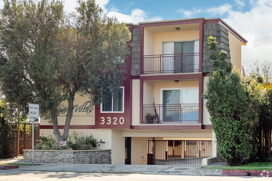 Primary Photo - 3320 Redondo Beach Blvd.