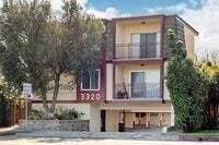 Building Photo - 3320 Redondo Beach Blvd