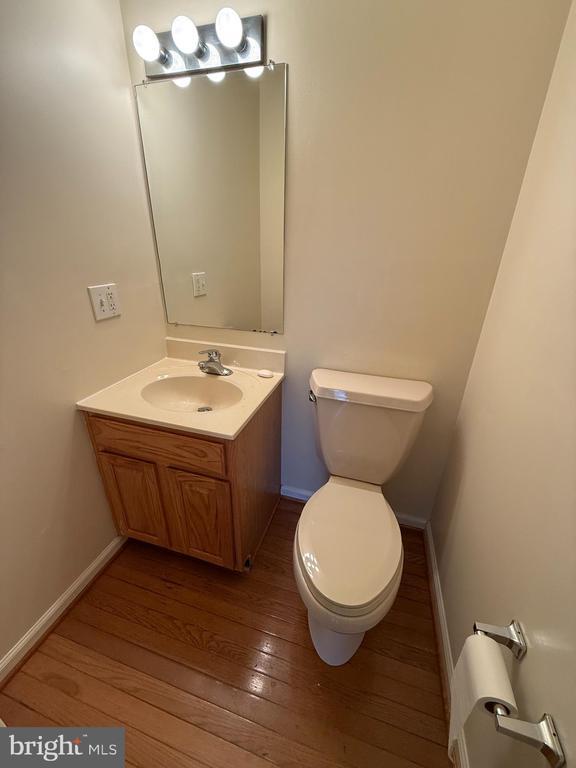 Building Photo - 700 E H St