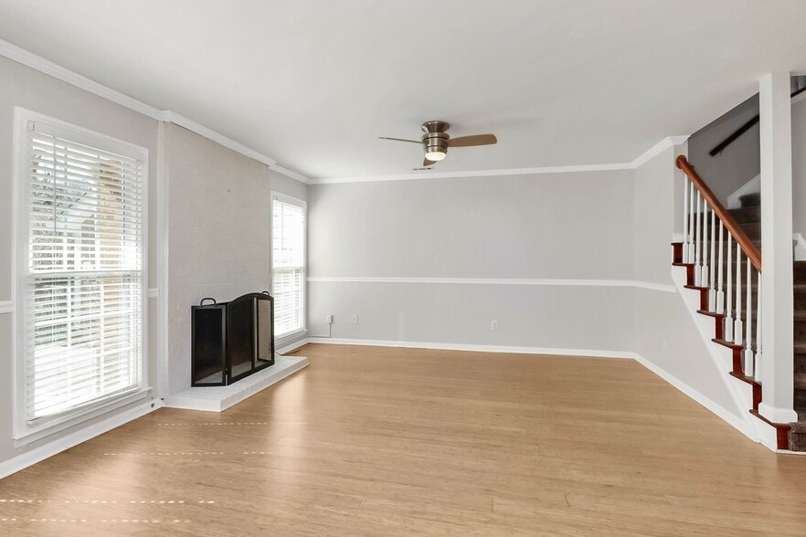 Building Photo - 9459 Kings Falls Dr