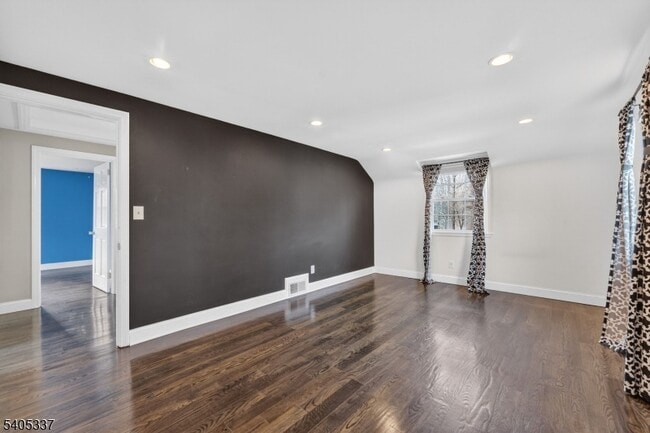 Building Photo - 141 Passaic Ave