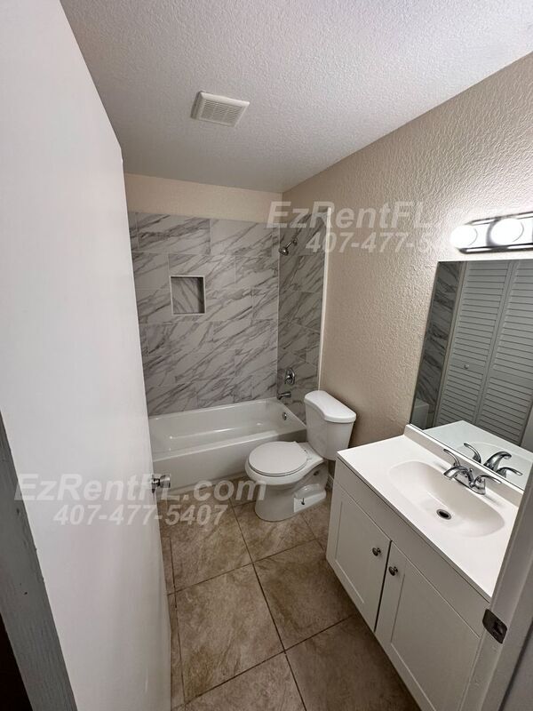 Building Photo - 944 9th St