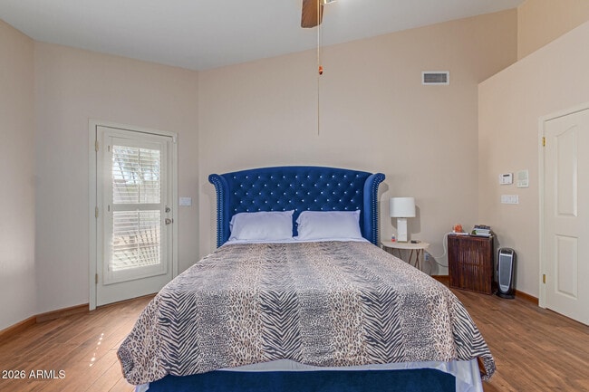 Building Photo - 601 W San Marcos Dr