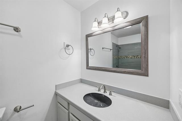 Building Photo - 2908 Clear Springs Dr