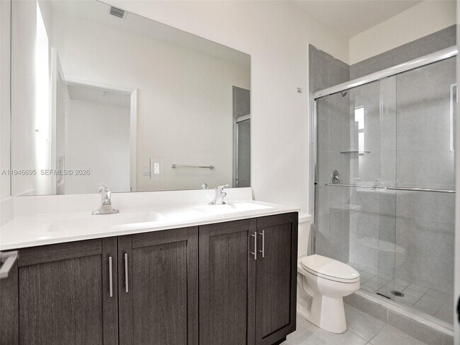 Building Photo - 3436 W 111th Pl