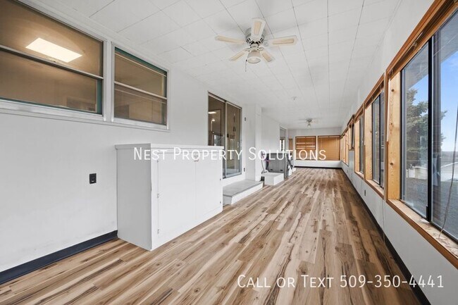 Building Photo - 1221 S Baker St