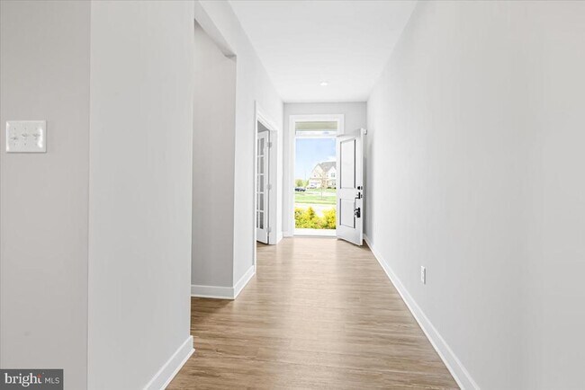Building Photo - 712 Wallasey Dr
