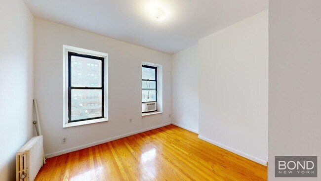 Building Photo - 1460 Second Avenue
