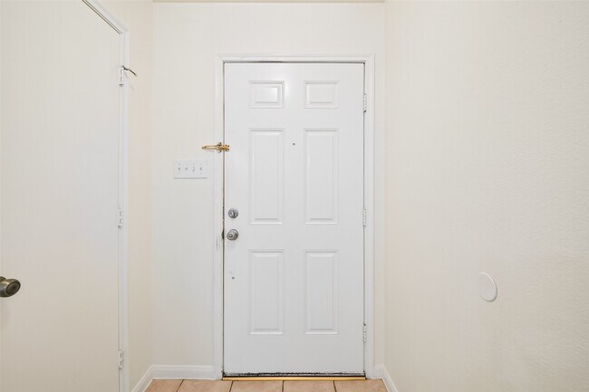 Building Photo - 10426 Briar Patch St
