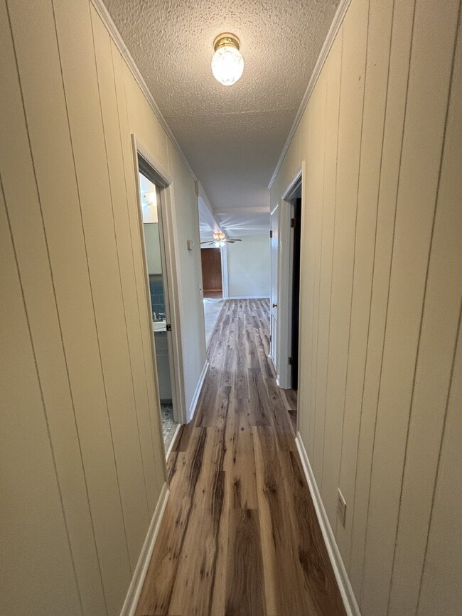 Building Photo - 761 Bob Hall Rd