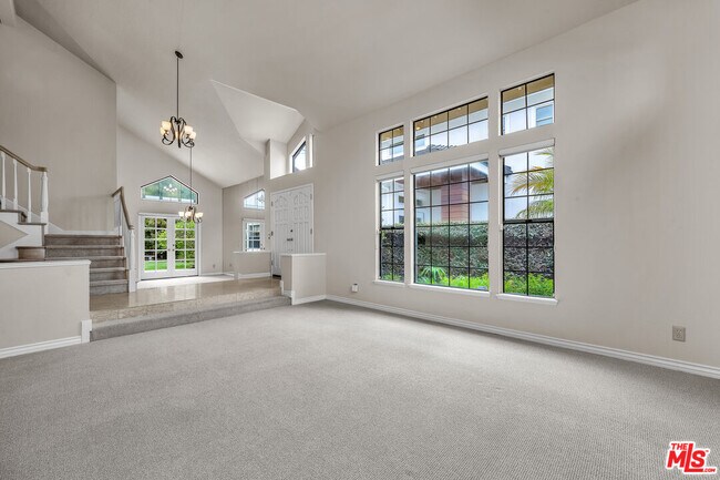 Building Photo - 7517 W 81st St