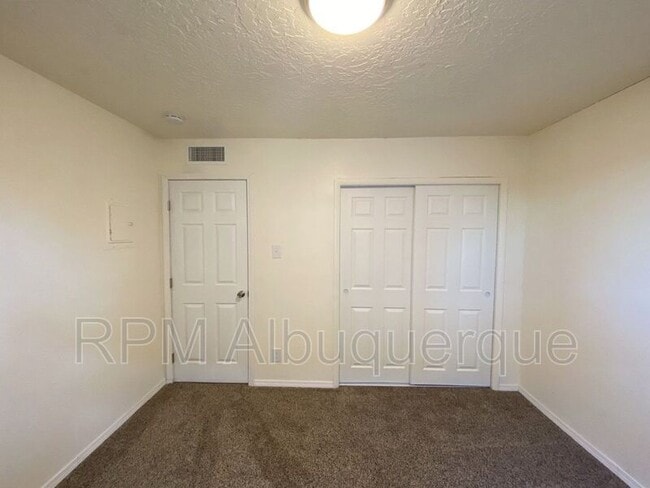 Building Photo - 12120 Menaul Blvd NE