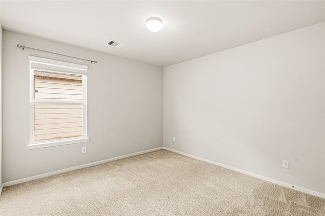 Building Photo - 14510 Tundra Swan Dr