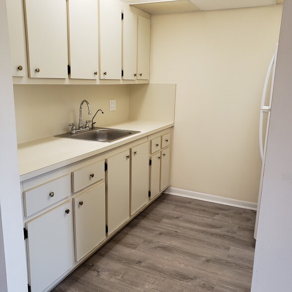 Building Photo - 151 SW 134th Way