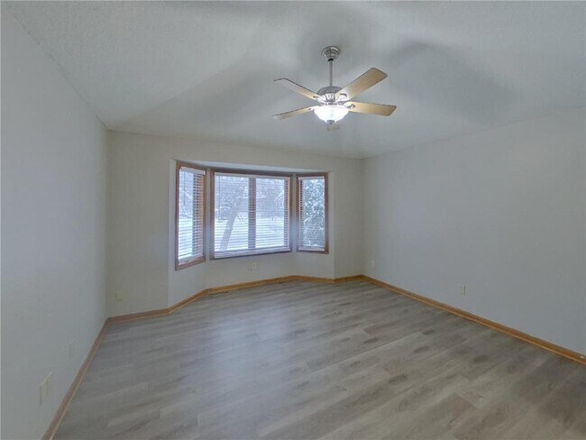 Building Photo - 1503 Palomino Trail