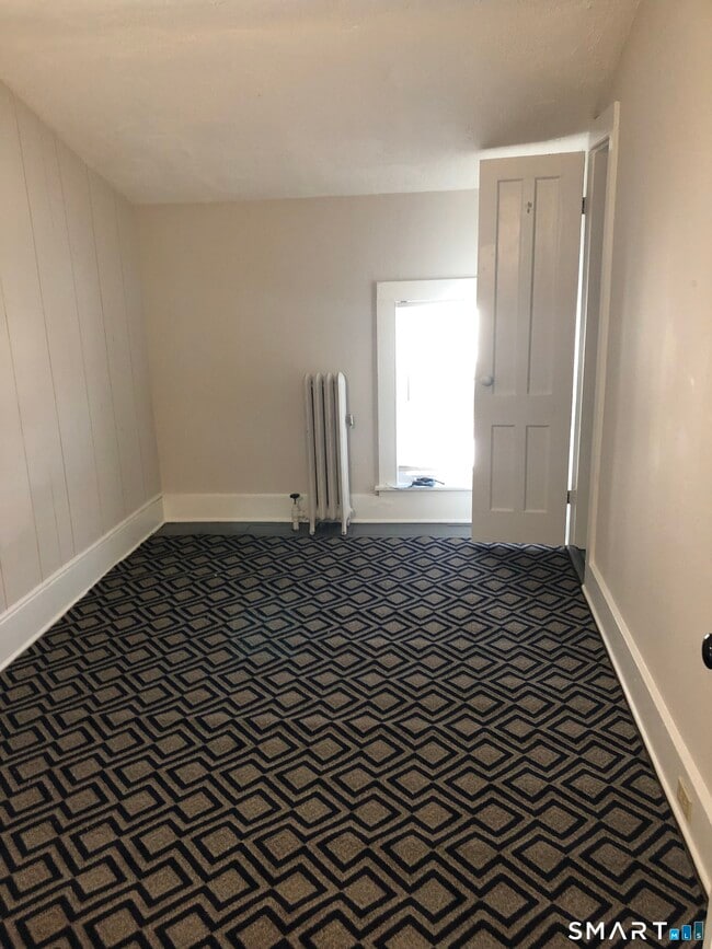 Building Photo - 23 Taylor St