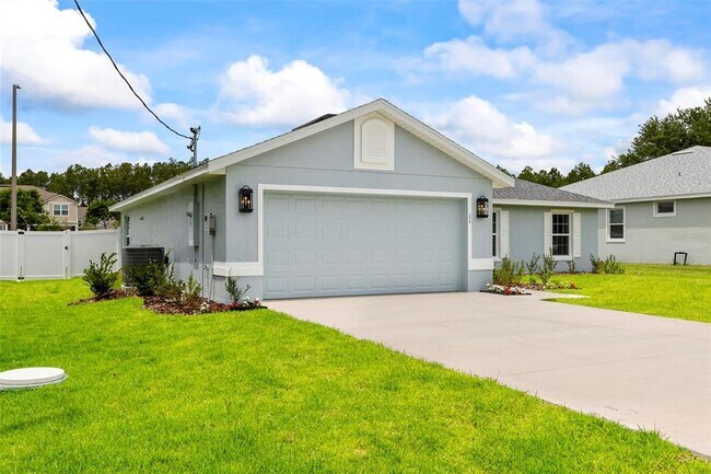Building Photo - 11 Buffalo Grove Dr