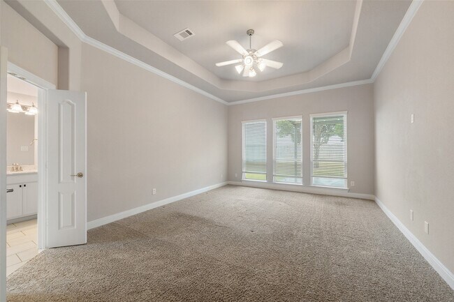 Building Photo - 1524 N Blue Bonnet Ln