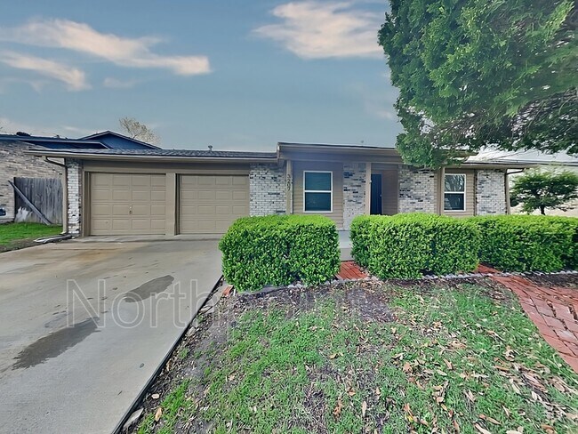 Primary Photo - 3207 Daniel Dr