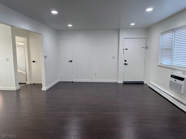 Building Photo - 2467 NJ-10