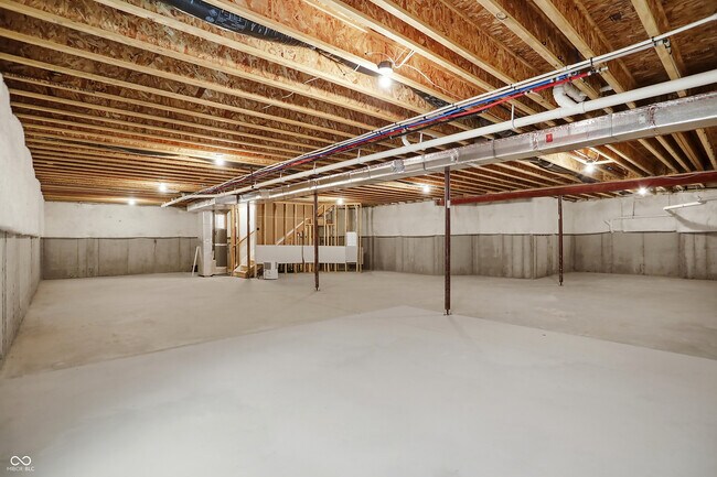 Building Photo - 16067 Loire Valley Dr