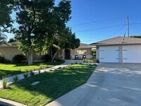 Building Photo - 779 Almond Dr