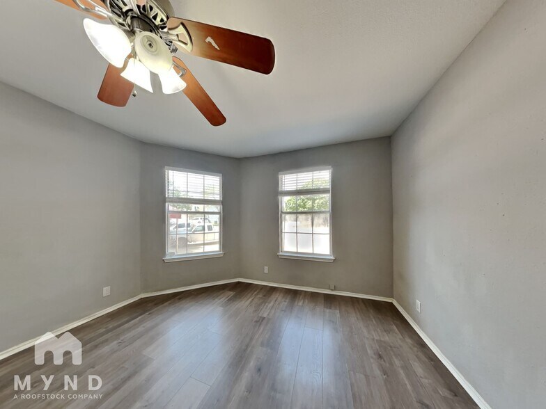 Building Photo - 6006 Ashley Spring