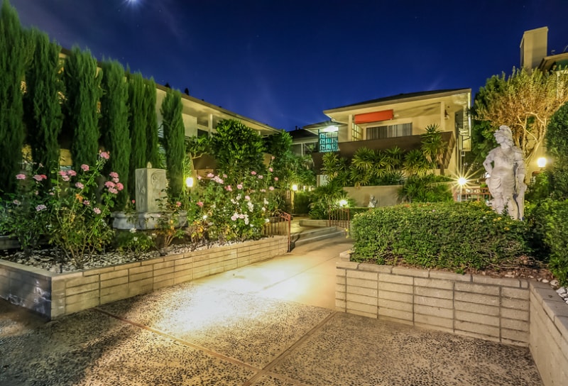 Building Photo - 283 S El Molino Ave