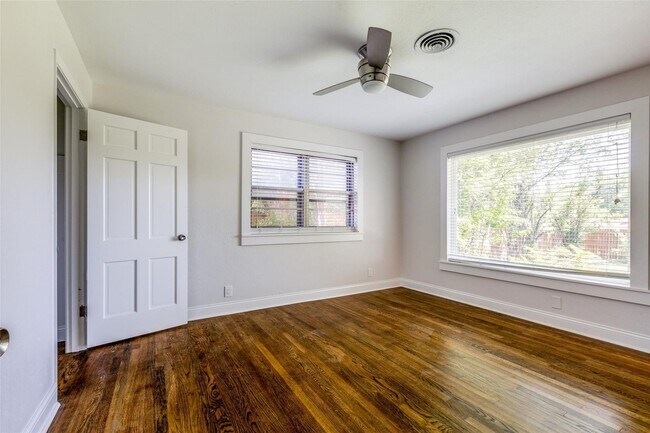 Building Photo - Classic Charm. Modern Comfort. Prime Location.