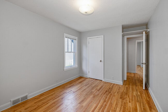 Building Photo - 5231 N Bay Ridge Ave