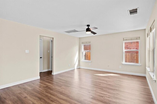 Building Photo - 1405 Ty Cobb Pl
