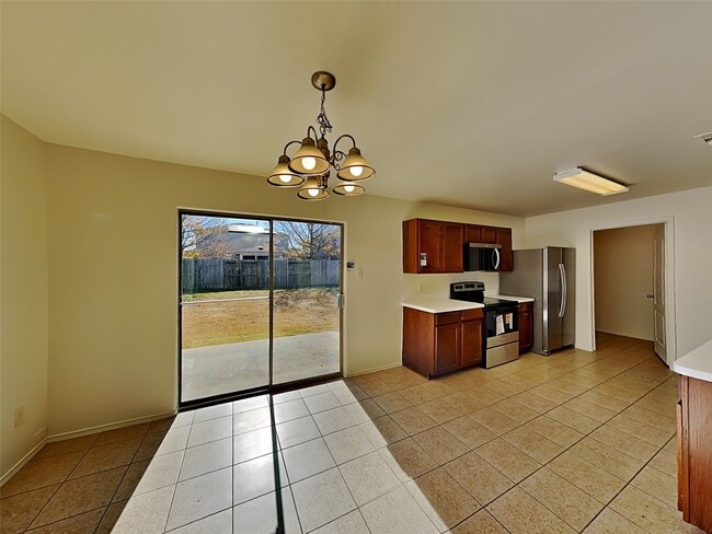 Building Photo - 1115 Desert Oasis Ln