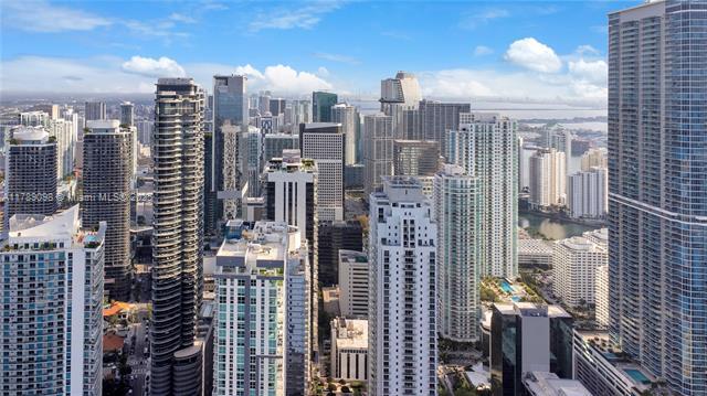 Building Photo - 1010 Brickell Ave