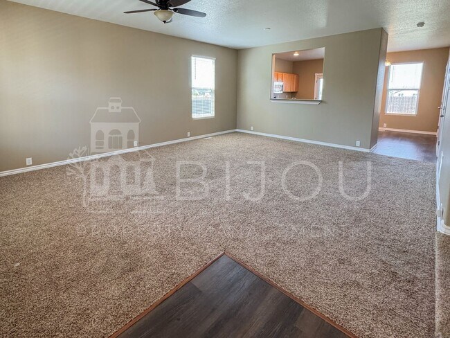 Building Photo - Fountain Fort Carson Townhome