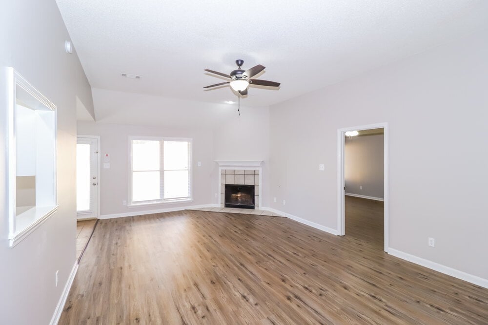 Building Photo - 5714 Pecan Trce