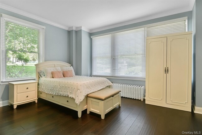 Building Photo - 57 Pintard Ave