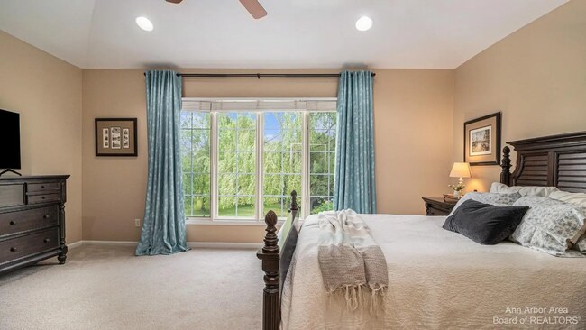 Building Photo - 50145 Tottenham Ct