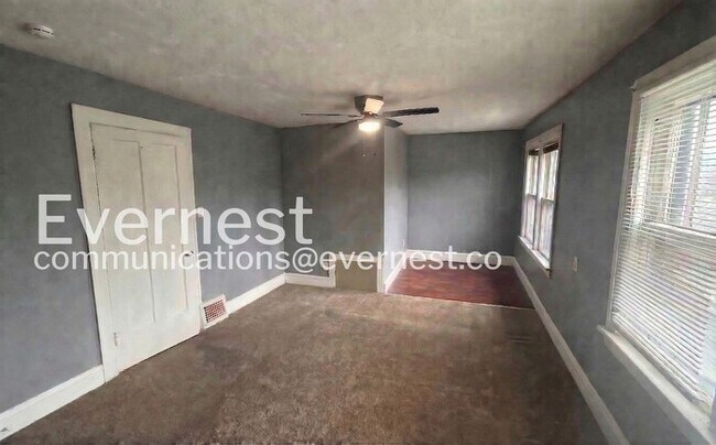 Building Photo - 15218 Shiloh Rd